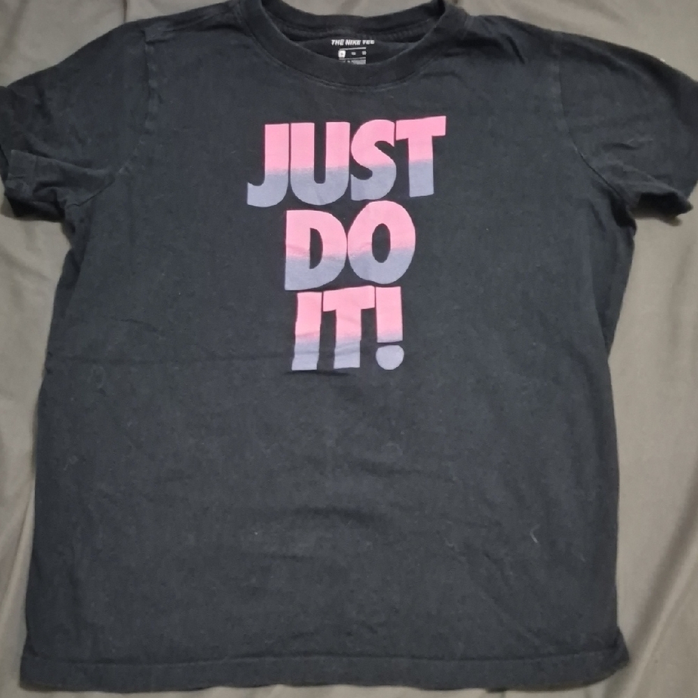 Nike Kids Black Tee with Pink and Purple Graphic Size XL